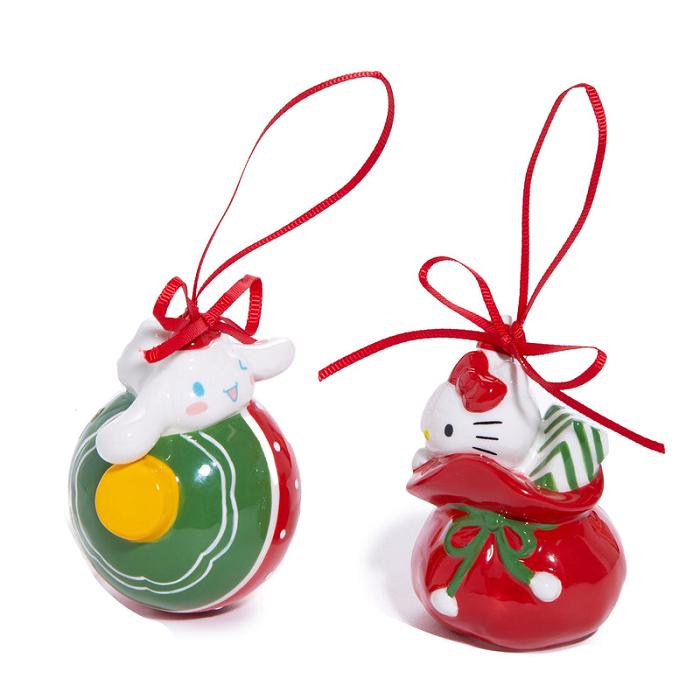 Red / Green Hello Kitty Hello Kitty and Cinnamoroll 2-pc Holiday Ceramic Ornament Set (Red) | NZ_HK51161